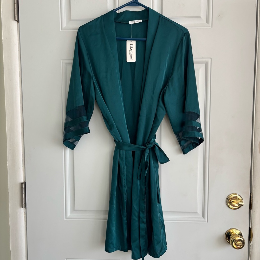 NWT Ekouaer Silk Teal V-Neck Above-Knee Robe, Size Medium